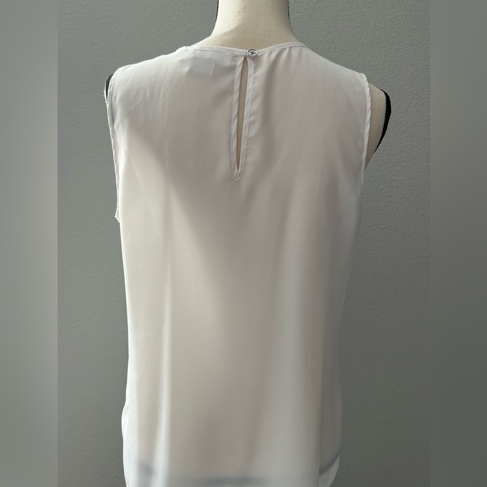 Michael Kors Sleeveless Ivory Pleated Front Blouse - Petite Medium -Work Office - Picture 10 of 12